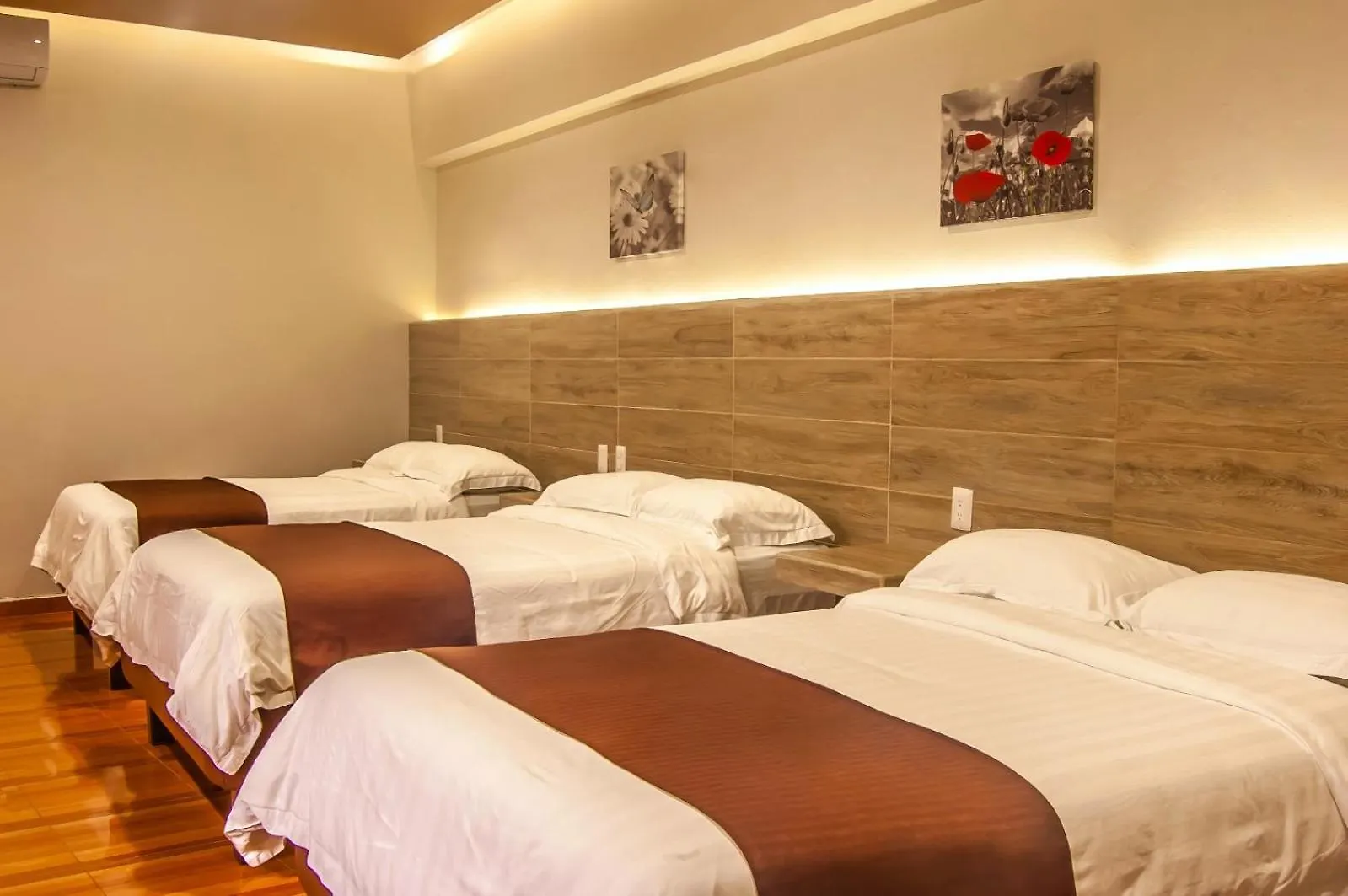 Hotel Luna Caribe Huay Pix